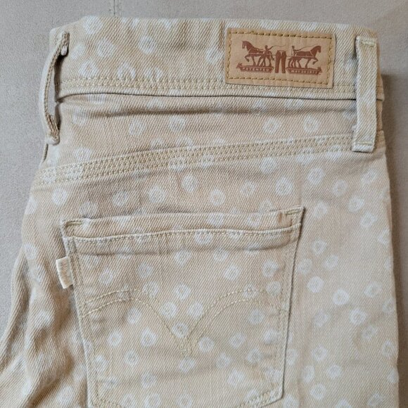 Levi's Tan Beige Mid-Rise 4" Inseam Printed Denim Shorts- Size 4 - Picture 3 of 14